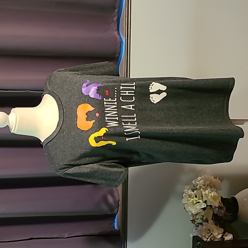 Winnie, I Smell a Child Top - Hocus Pocus